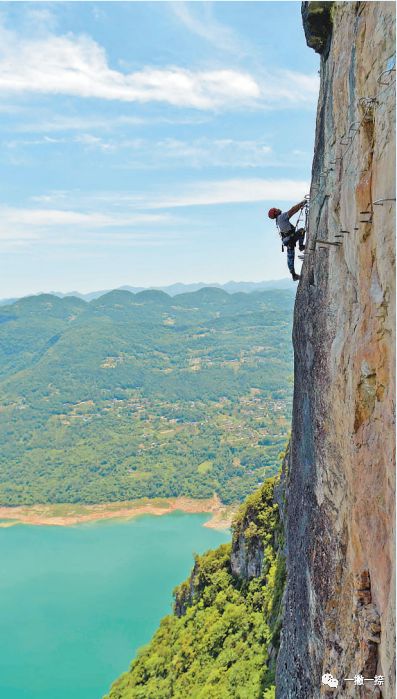 人民日报40年老照片全部,人民日报高质量短片