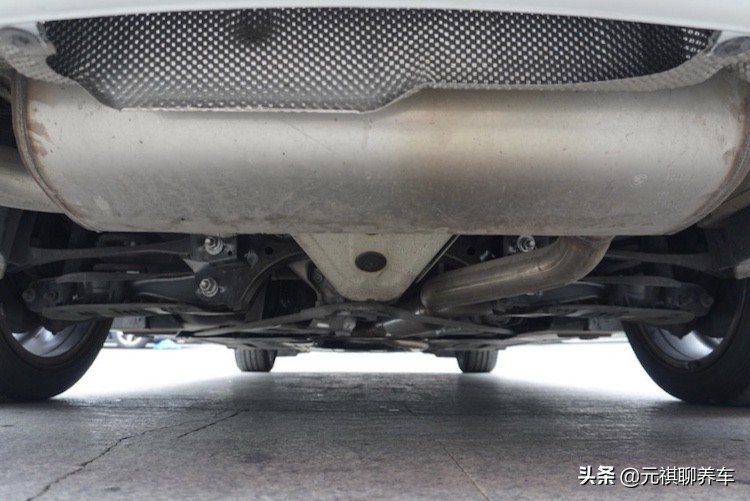 宝马2系敞篷回头率,宝马2系敞篷轿跑小姐姐的最爱