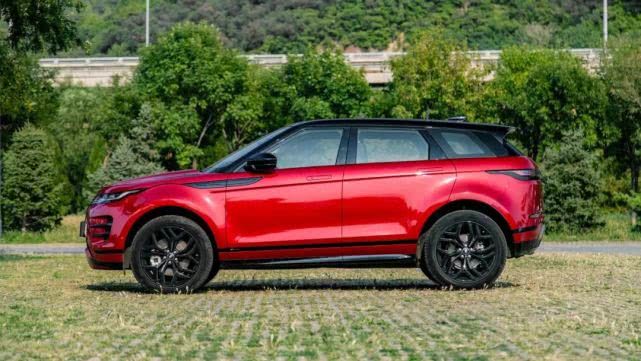 试驾牛车视频,新款路虎揽胜极光底盘解析