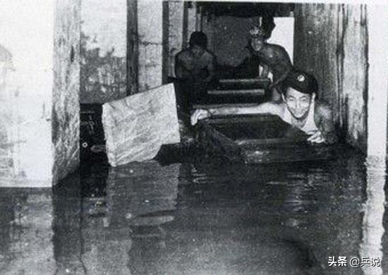 越军在老山秘密设置阵地,却因下雨暴露,我军炮火秒杀