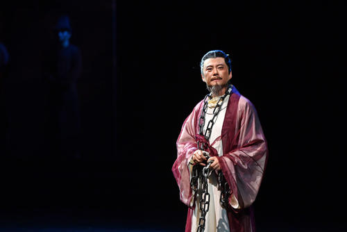 窦娥冤的窦娥人物形象分析,窦娥冤滚绣球中窦娥人物特点