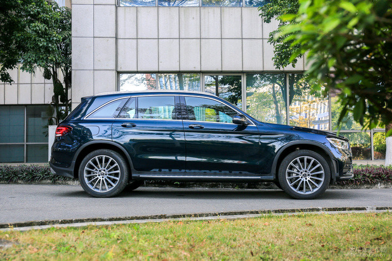 glc300l2021款和2020款的区别,2016款奔驰glc300豪华测试