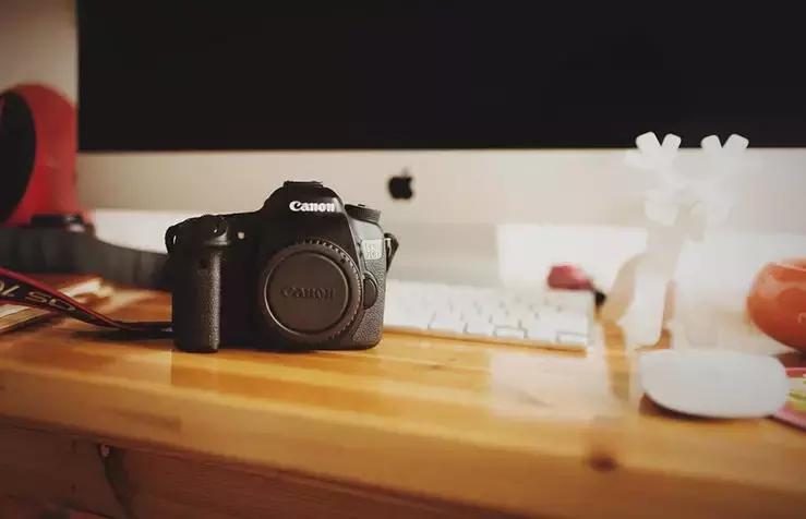 尼康高端单反相机,中高端单反相机性价比