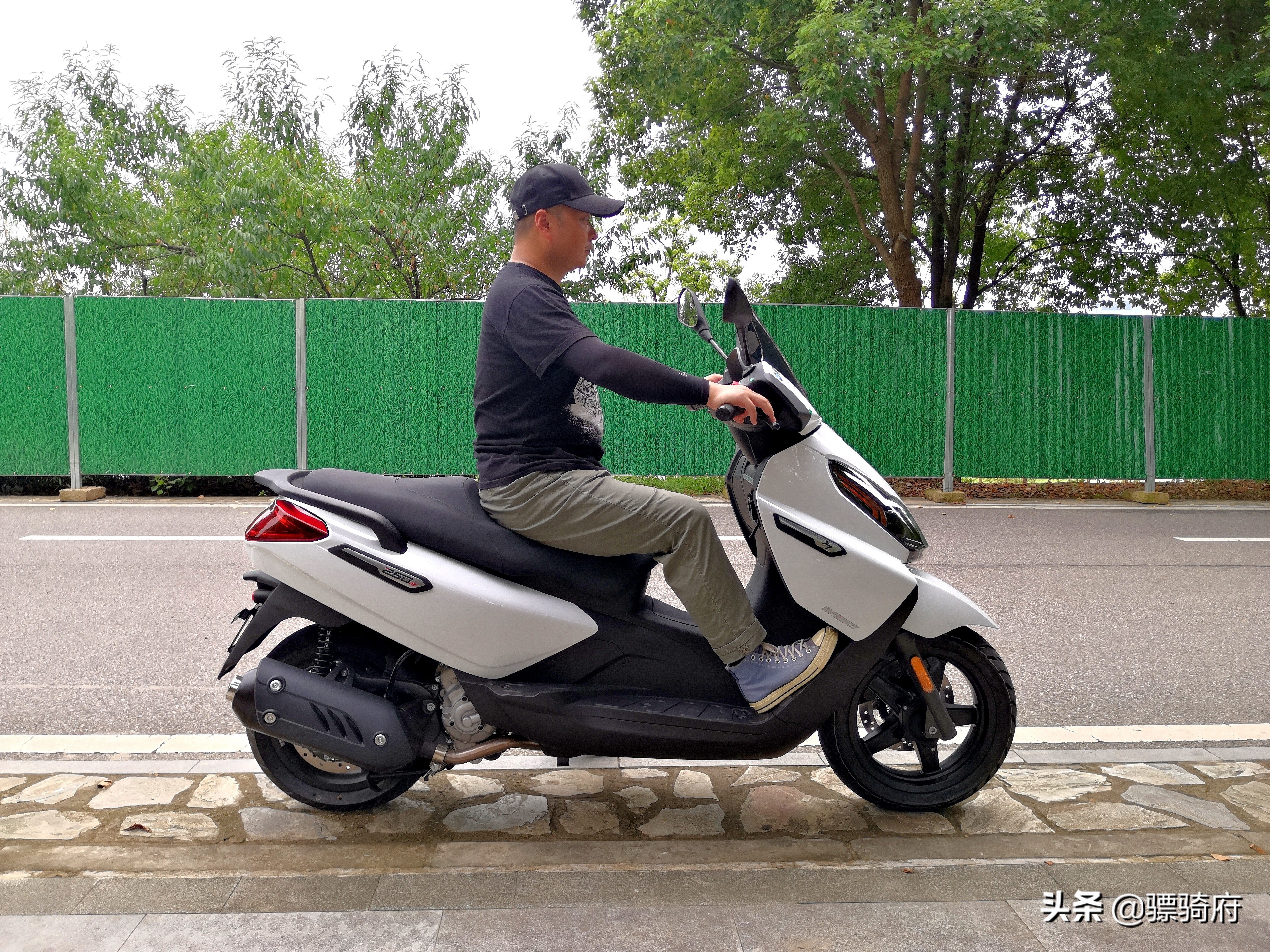 比亚乔x7踏板最高时速,比亚乔x7250级踏板售价公布