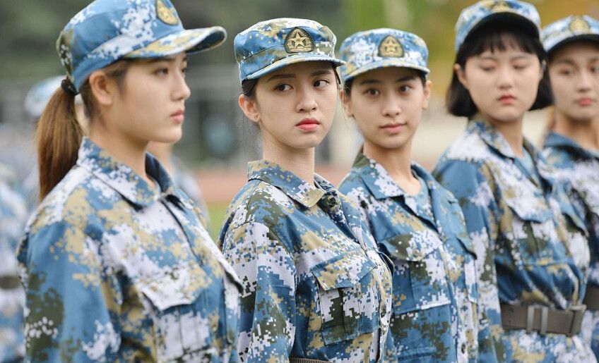 中国军训最苦的5所大学,第一所再苦也愿意,最后一所美女多