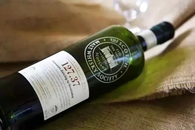 入门威士忌酒标术语看完秒懂,入门威士忌纯饮