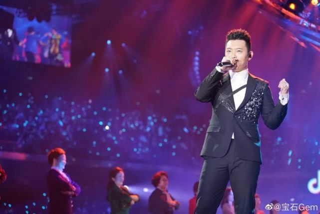 发歌声援捐款捐物,曾被误会的中文说唱圈