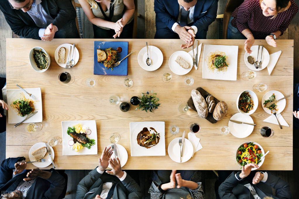 加盟餐饮利润多少,上海连锁餐饮加盟赚钱吗