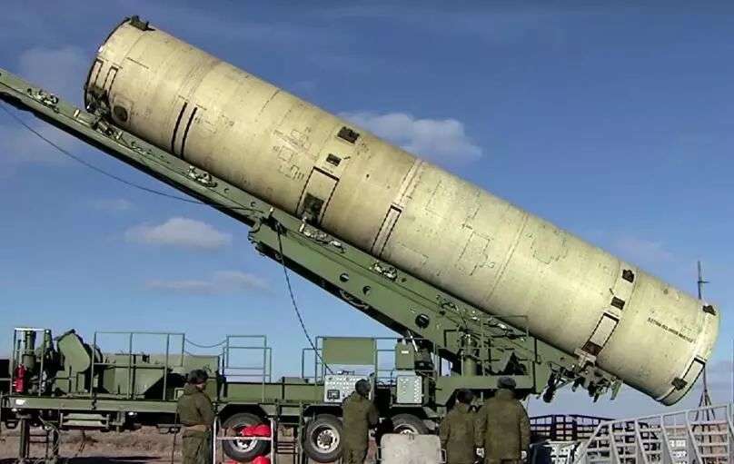 俄罗斯用导弹撞击小行星,反导拦截为什么用撞击动能弹头