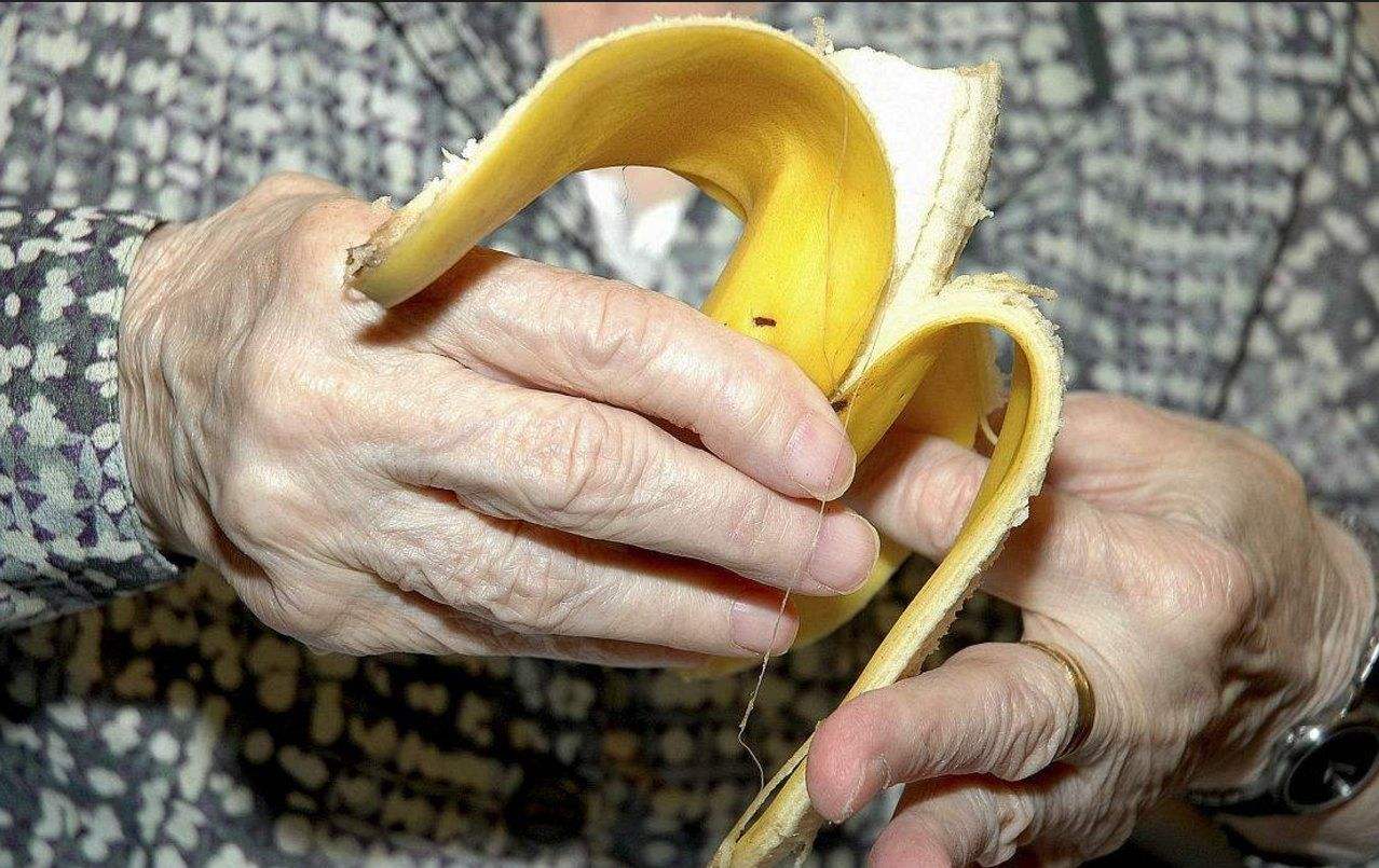 专家说睡前肚子饿了吃什么,晚上肚子饿了吃什么食物