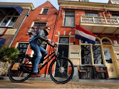 荷兰自行车世界第一 (荷兰是全世界自行车最多国家)