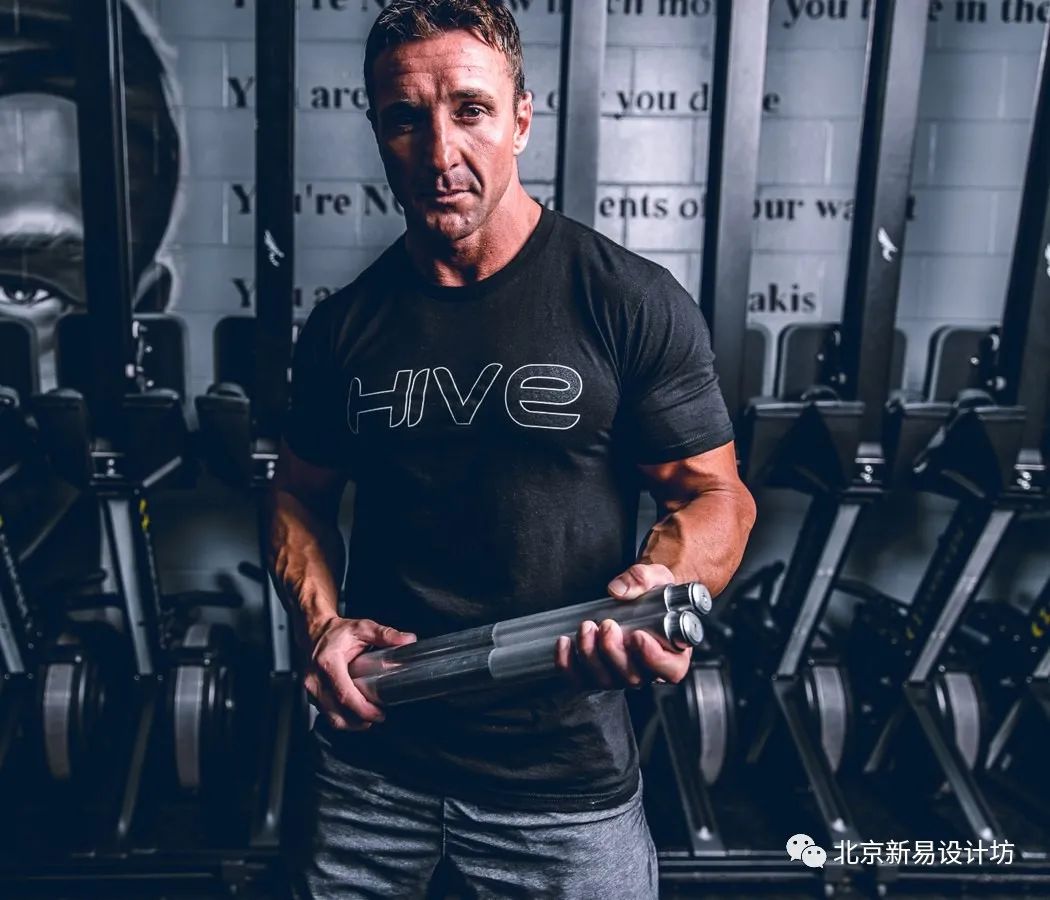 人性化多元化和实用性的健身器材,高科技有未来设计感的健身器材