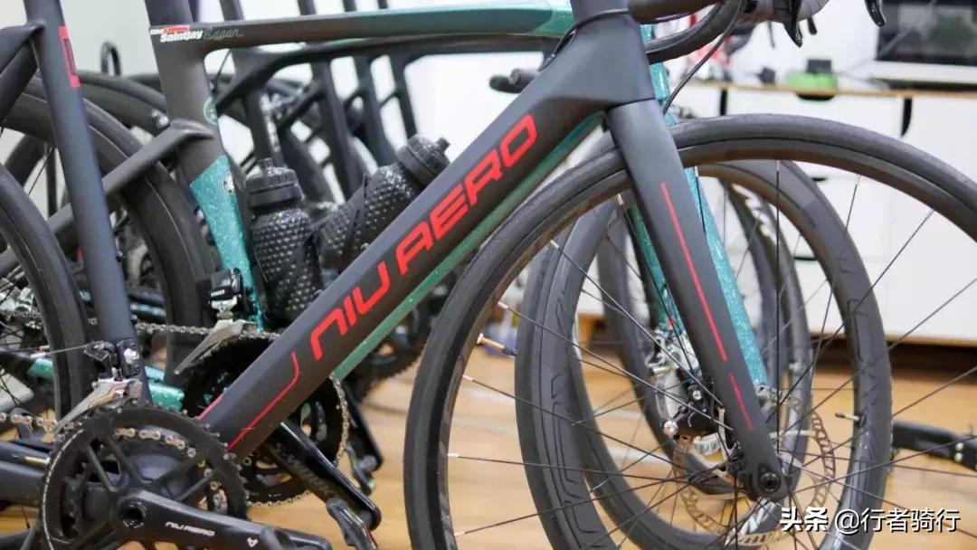 赛博朋克2077哪款车好看,赛博朋克a车测评