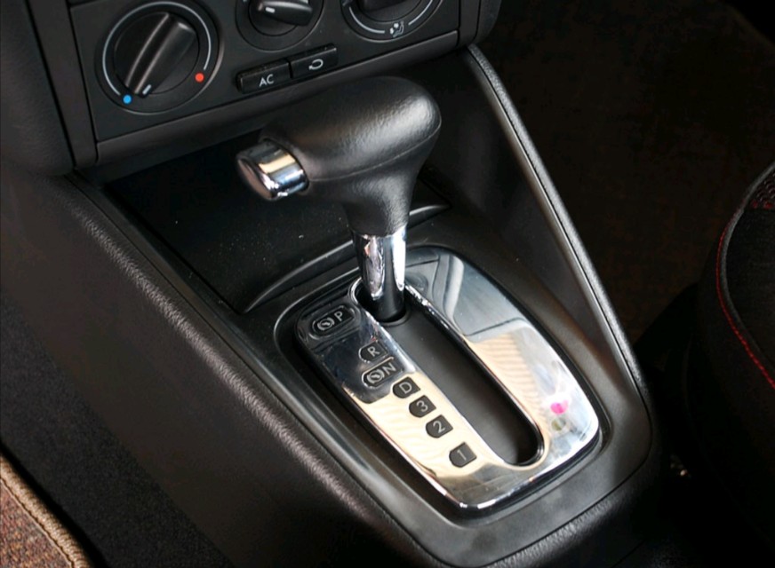 大众高尔夫1.4手动,地平线4大众高尔夫