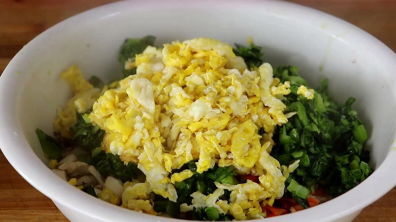 大厨教你包子手法教程,大厨包子怎么做好吃