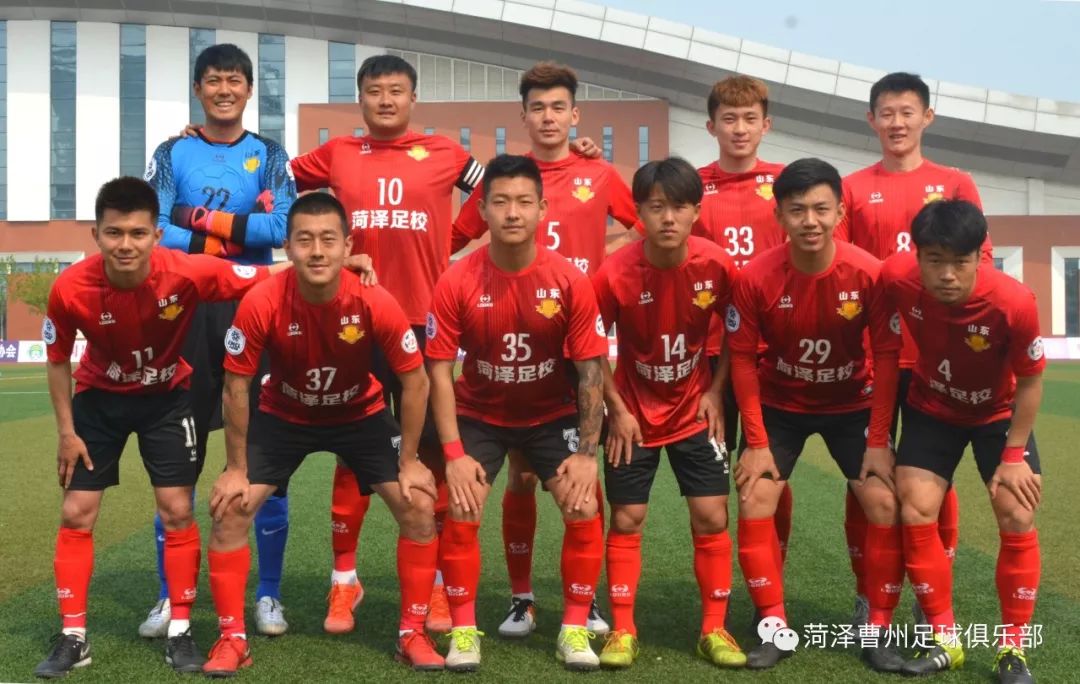 市体育局局长史长华亲临东营为曹州队加油助威，曹州队3：1胜对手