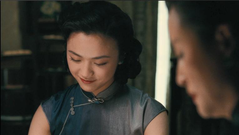 女人打架是不是爱薅头发,女人打架拼命薅头发