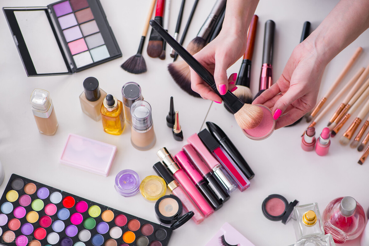 化妆品贴牌代加工前注意什么,干货最详细的化妆品代加工流程