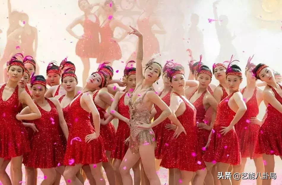 你见过杀鬼子前要涂YSL圆管的*击狙**手吗？