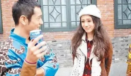 从恩爱夫妻到互黑暗撕,深扒黄晓明和大宝贝的十年狗血纠缠