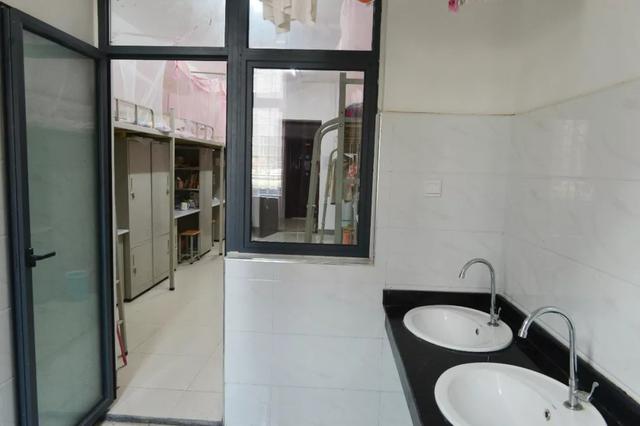 河南宿舍条件好的大学,河南大学数学系宿舍条件