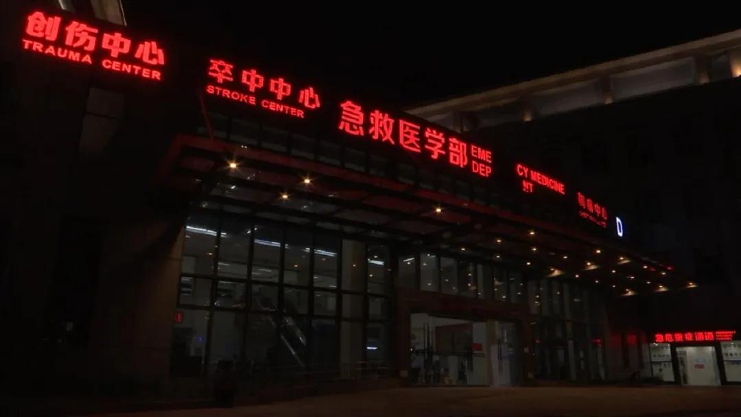 久拖成重疾！男子右脚冻伤后严重坏死