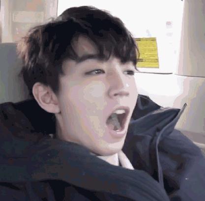 王俊凯打哈欠,王俊凯打哈欠的样子