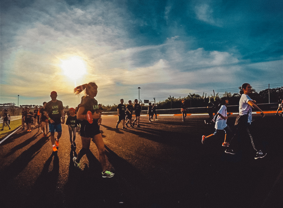 在音乐里奔跑,在激昂悦耳的旋律中奔跑