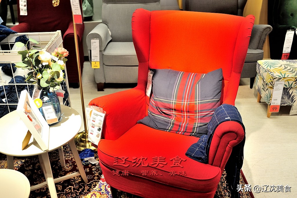 在设计家居的路上一直坚持,在厨房用餐设计