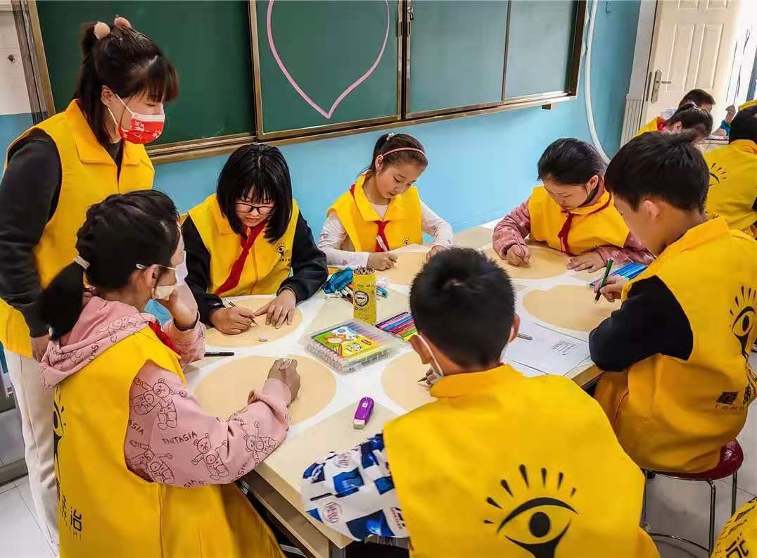 童眼看国法,童眼看法治