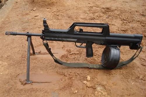 美国m249和中国八八式通用机枪,中国有多少81式步枪