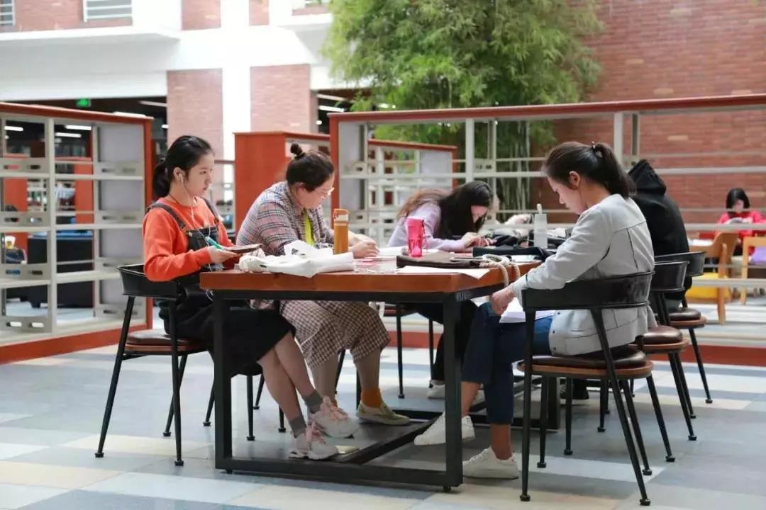 武汉科技大学城市学院报名时间,武汉科技大学城市学院的办学条件