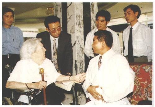 1987年，朝鲜族人赵南起，被老干部举报是*底卧**，为何还被授上将？