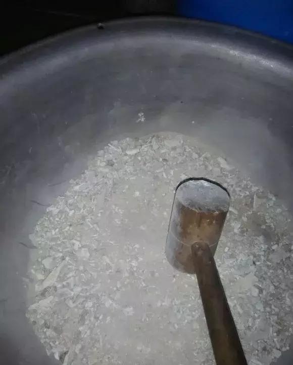 骨头能当养花的肥料吗,吃完的骨头不要扔