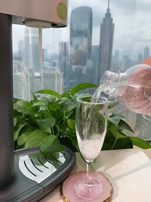 多亏这几块钱的快乐，最近我每天都幸福得冒泡