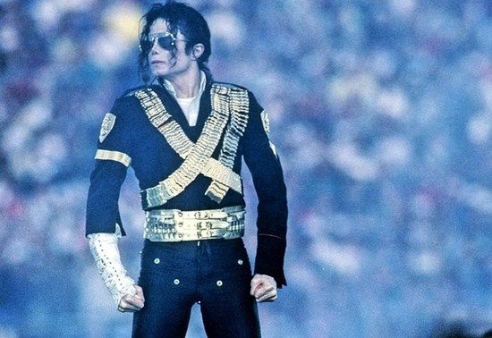 迈克尔杰克逊十年前的一场离别,迈克尔杰克逊30年前的变化