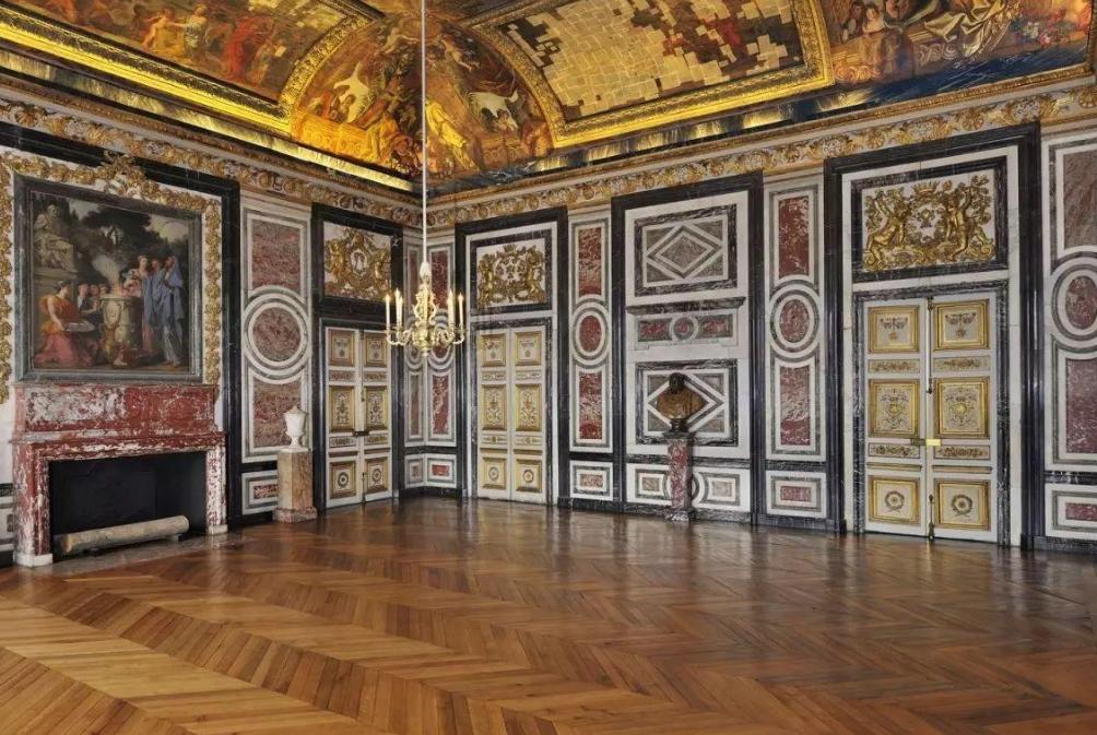 人字拼与鱼骨拼哪个贵,鱼骨拼和人字拼哪个好看