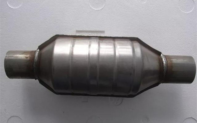 汽车年检尾气不达标最后一招,年检尾气未达标指定修车