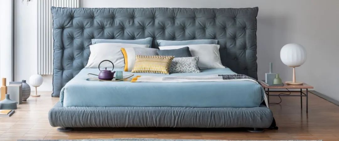 卧室床柜一体效果图,现代简约卧室家具全套