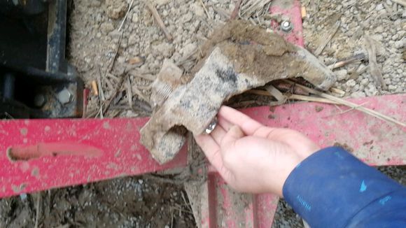 13.6万买了个铁牛954,质量问题不断,经销商不负责,农民寒了心!