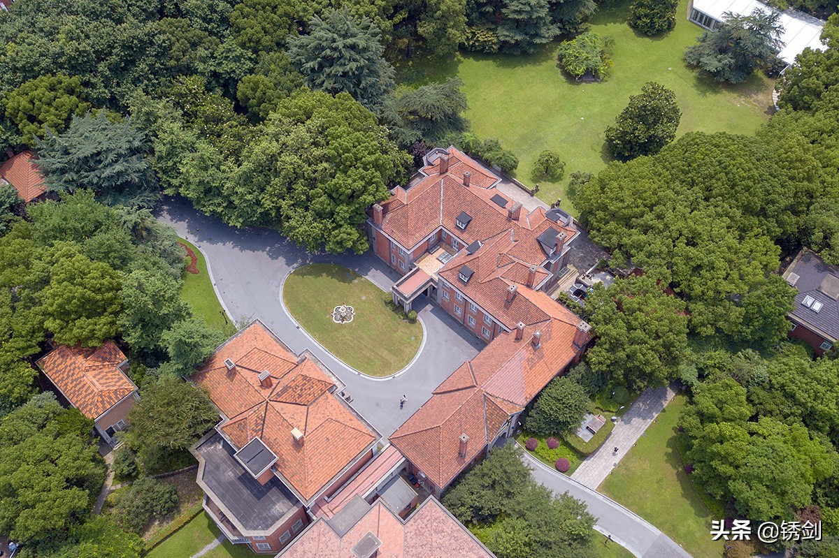 隐匿在上海闹市的豪宅,隐匿在市中心里的中式庭院