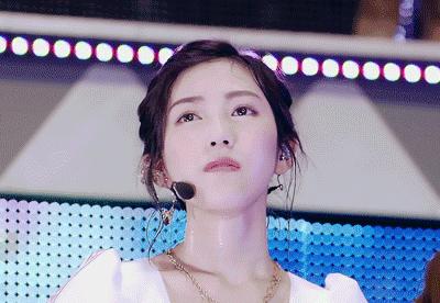 开心一刻gif下雨天,搞笑gif笑到肚子疼意外瞬间特辑