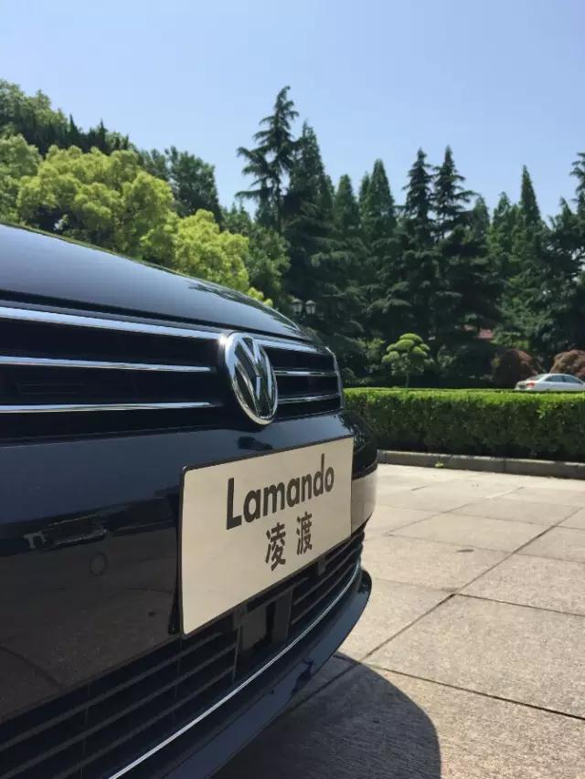 大众凌渡轿跑2022新款落地价,轿跑推荐15-20万大众凌渡