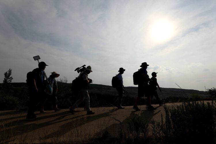 不忘初心牢记使命老党员走访纪实,走访建国前老党员活动