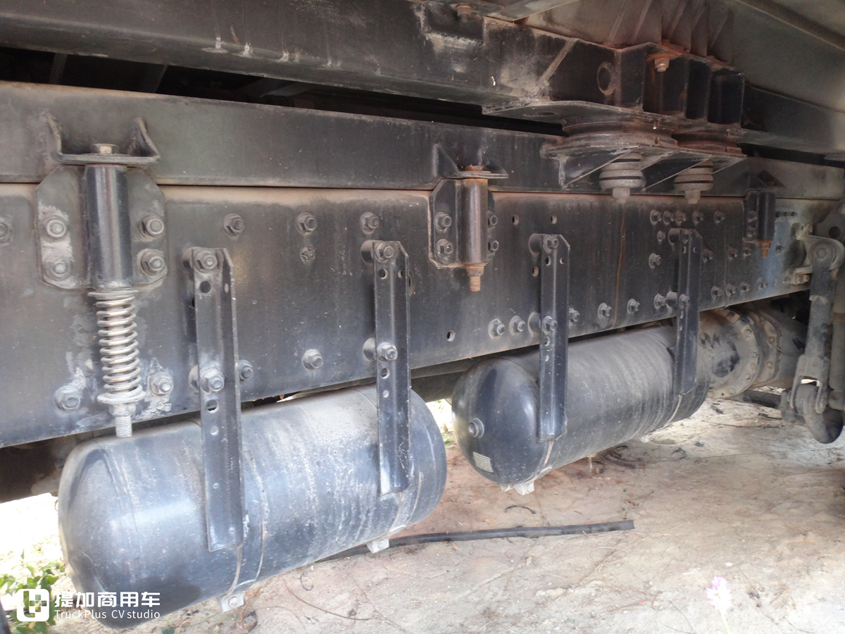 斯太尔消防车老款,中国斯太尔军用消防车图片