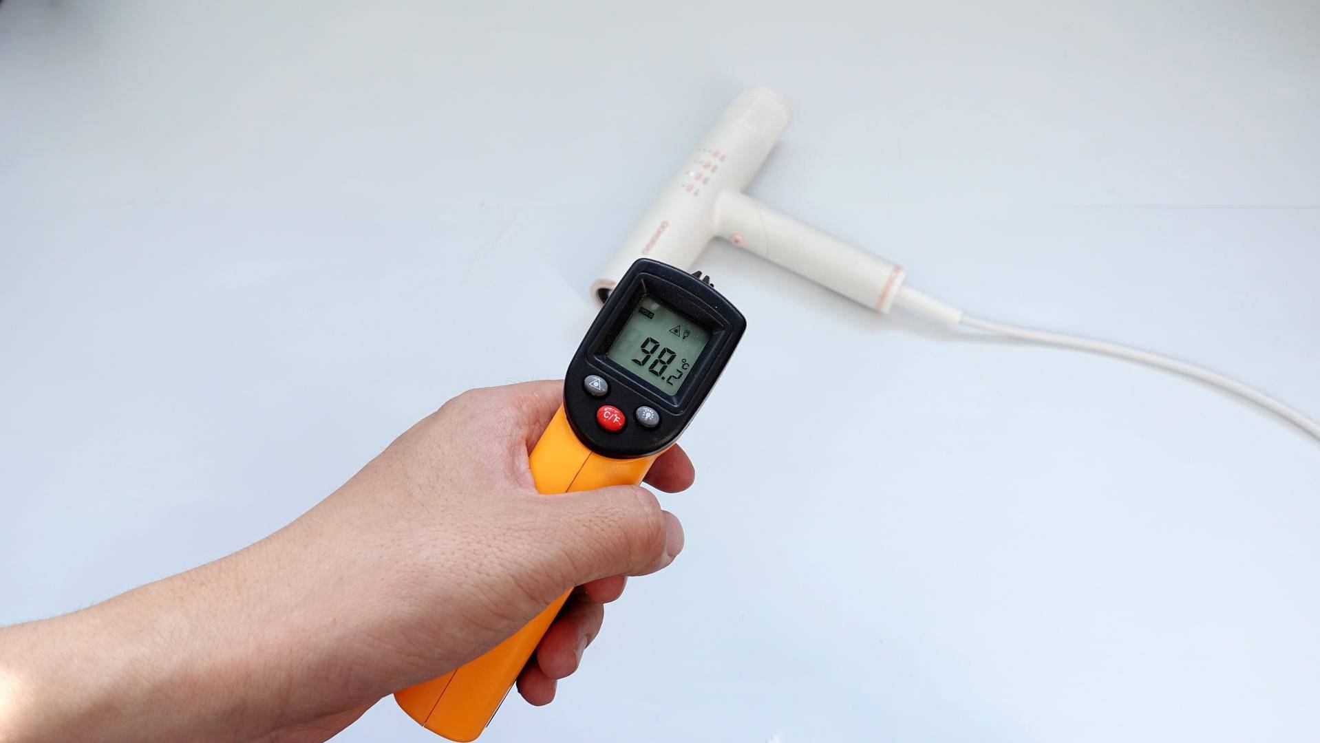 最新大宇吹风机,大宇小t吹风机测评