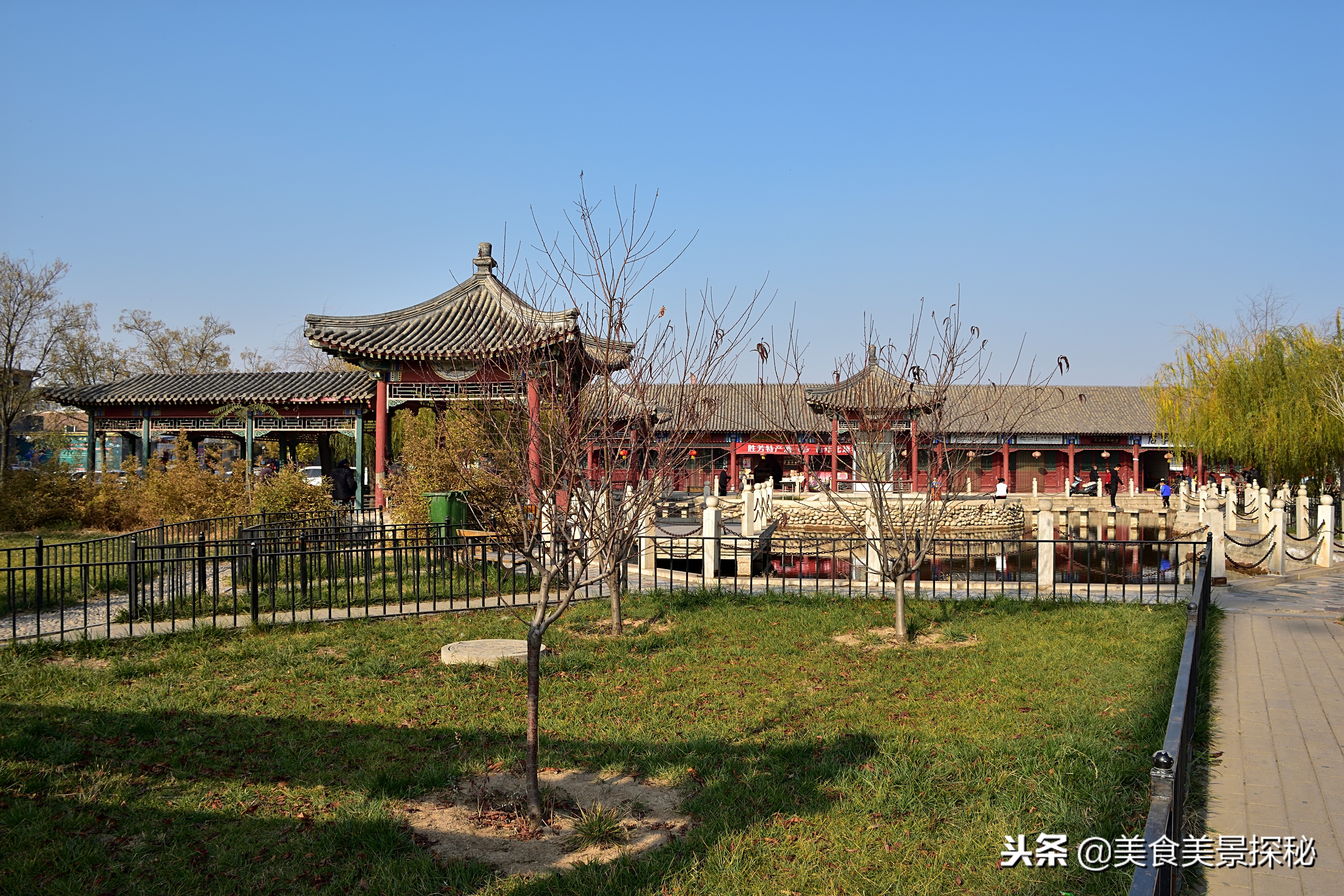 南有苏杭北有林,南有苏杭北有汴梁