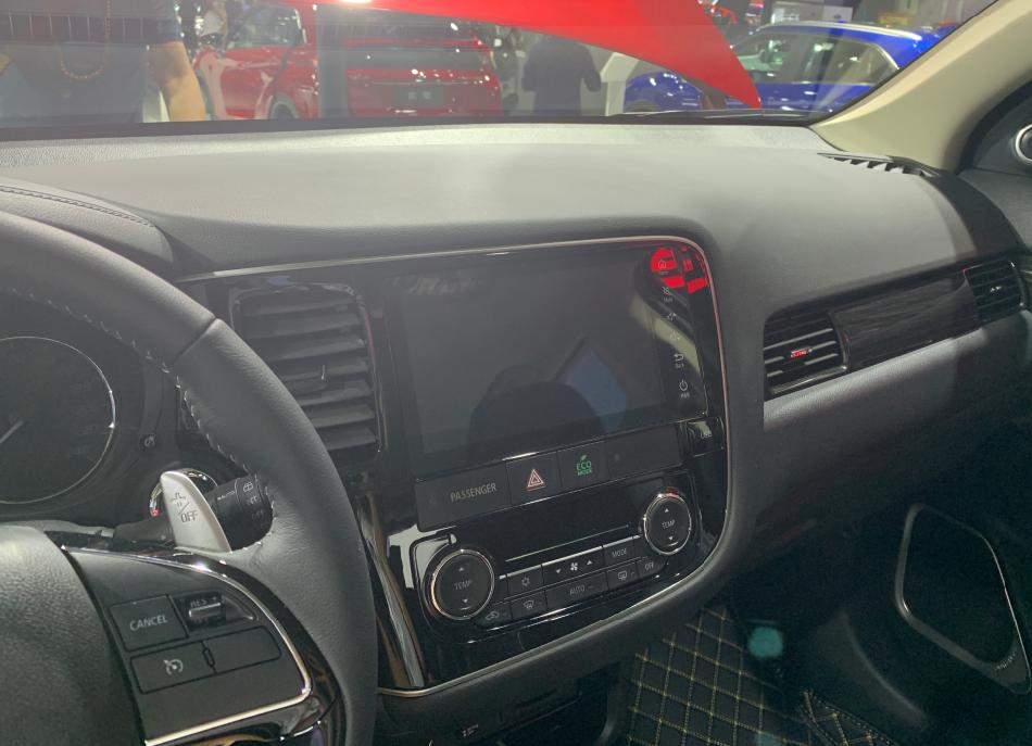 2022款全新欧蓝德2.5升四驱,21款欧蓝德两驱畅享5座