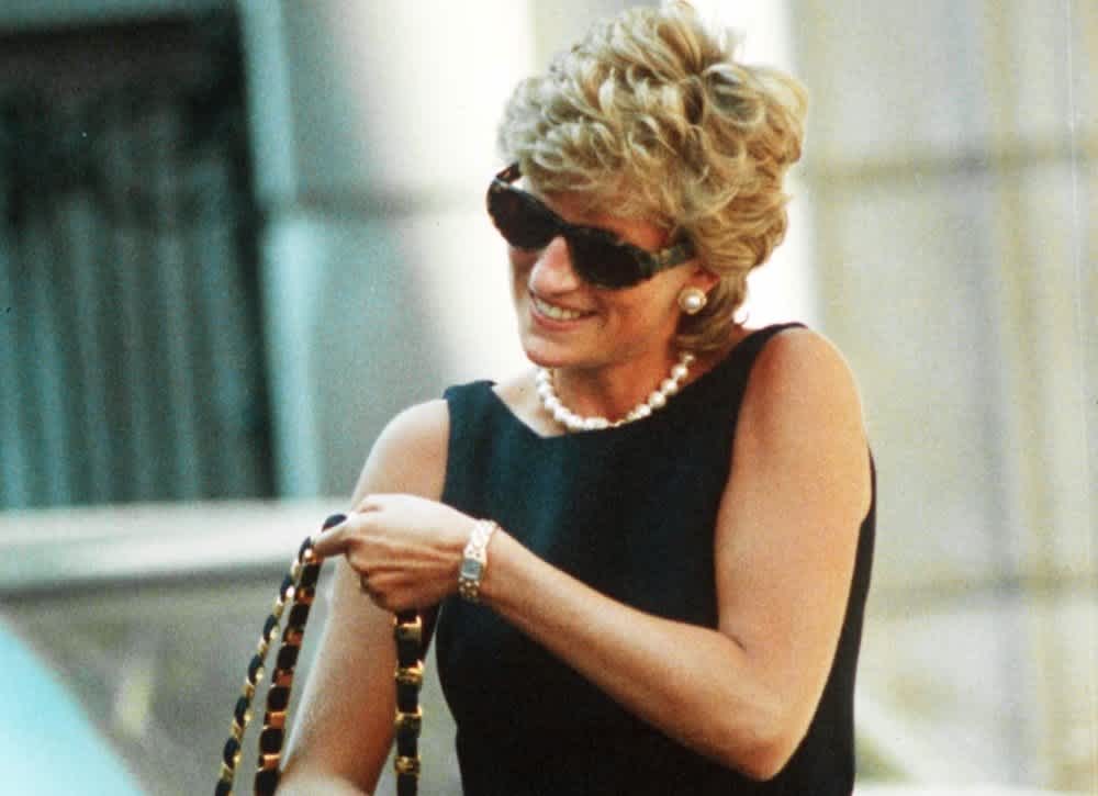 戴安娜王妃的一生经历,戴安娜王妃结局