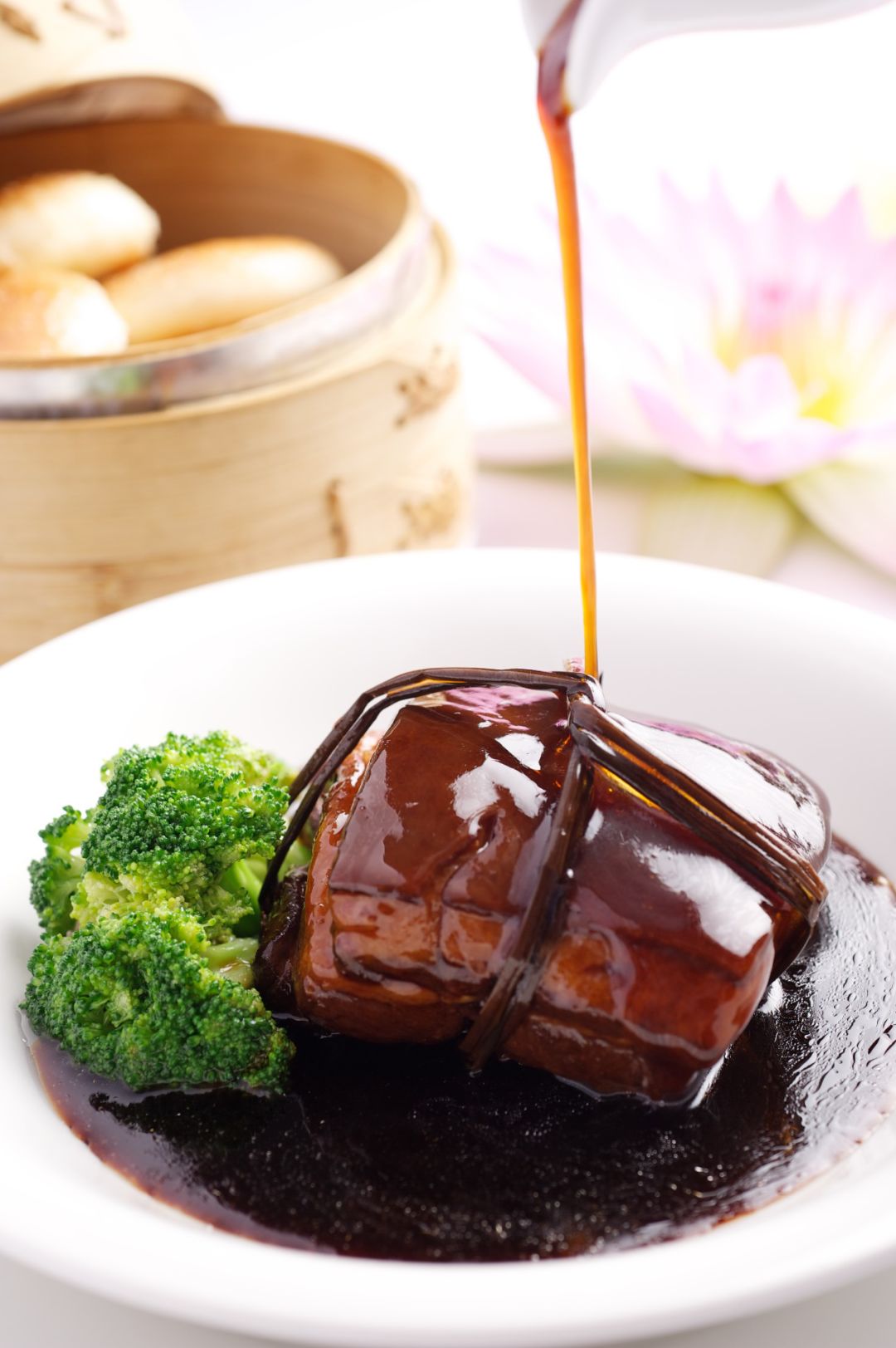 七年花掉5亿美金的台湾奢牌酒店，南京涵碧楼十年匠心之作